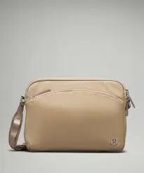 lululemon CITY ADVENTURER CROSSBODY