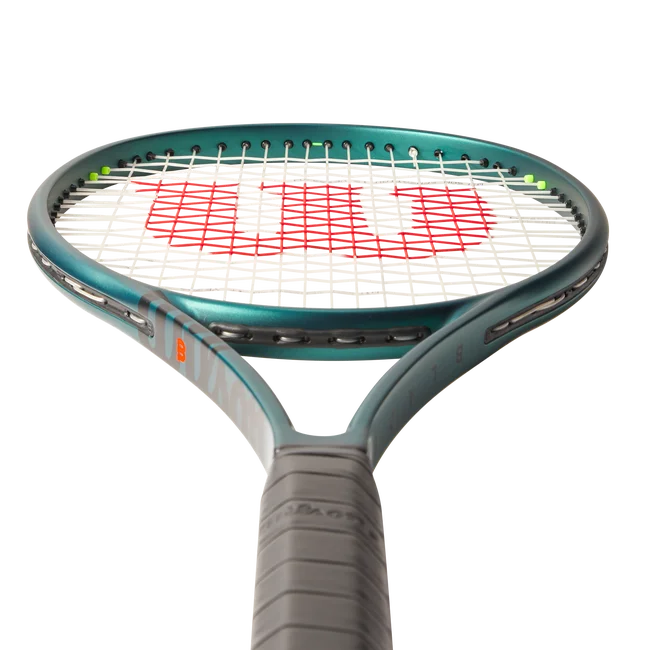 WILSON BLADE 100UL V9 RKT FRM 2