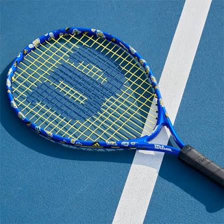 WILSON MINIONS 3.0 JR 23 TNS RKT